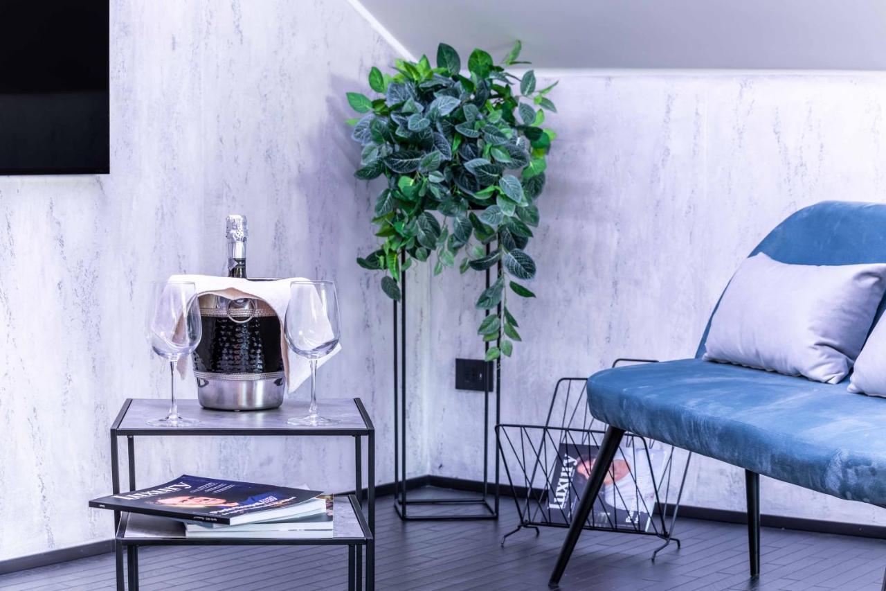 Quadrilatero Della Moda- Luxury Loft In The Heart Of The Fashion District มิลาน ภายนอก รูปภาพ